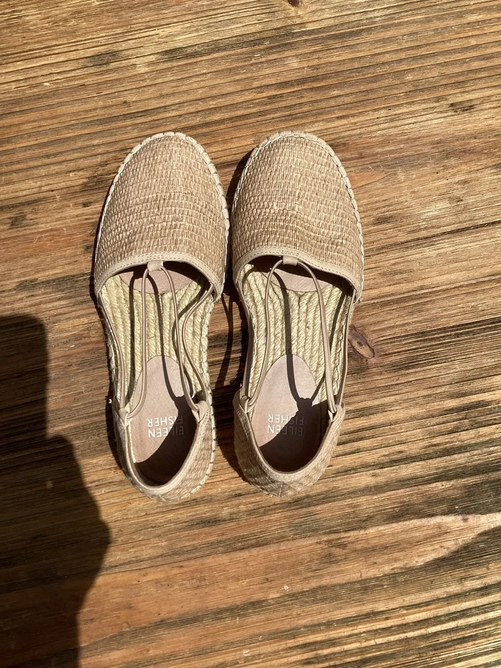 Eileen Fisher Neutral Tan Footbed with Embossed Logo - Picture 1 of 10